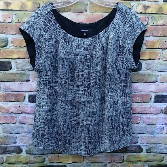 Jones Wear Tops - Jones Wear Pleated blouse Sz 14